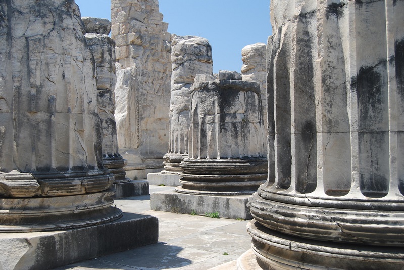 ディディム　アポロン神殿